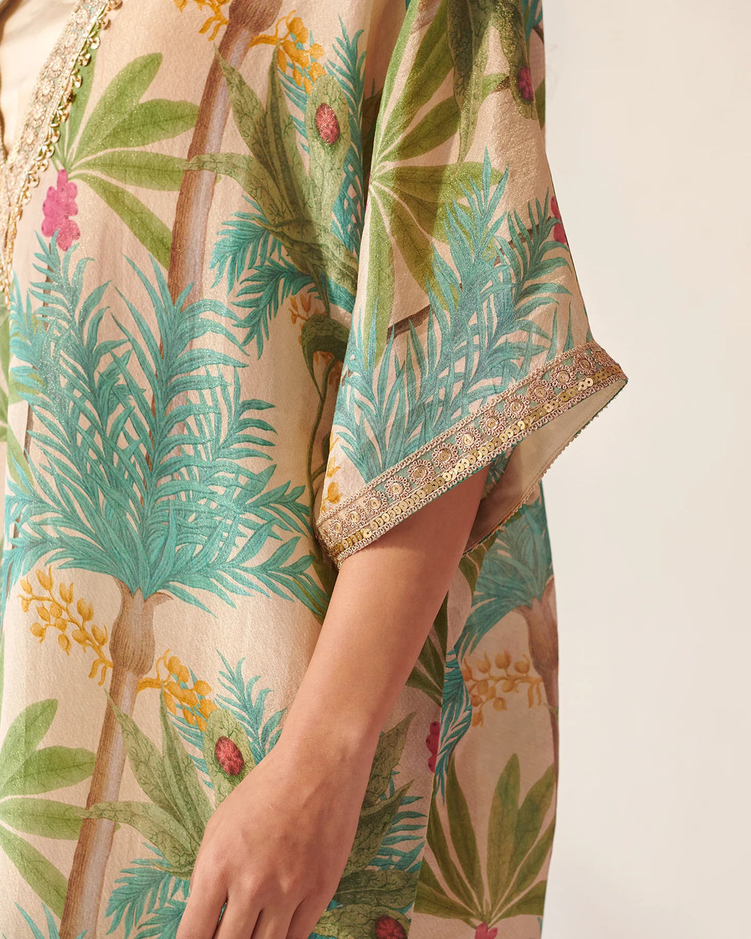Cream-&-Multicolor-Tissue-Foliage-Print-Kaftan-Set