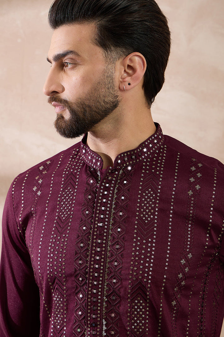 Mens Purple Silk Blend Embroidered Mandarin Collar Straight Kurta With Trouser