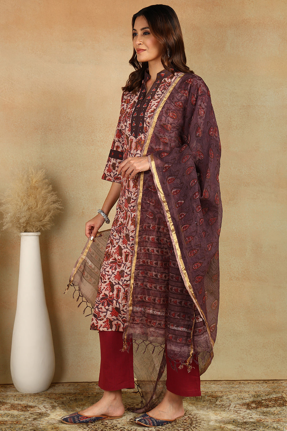 Maroon-&-Brown-Kota-Doria-Printed-Dupatta