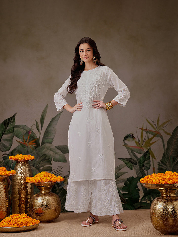 White Cotton Artisan Embroidered Chikankari Kurti