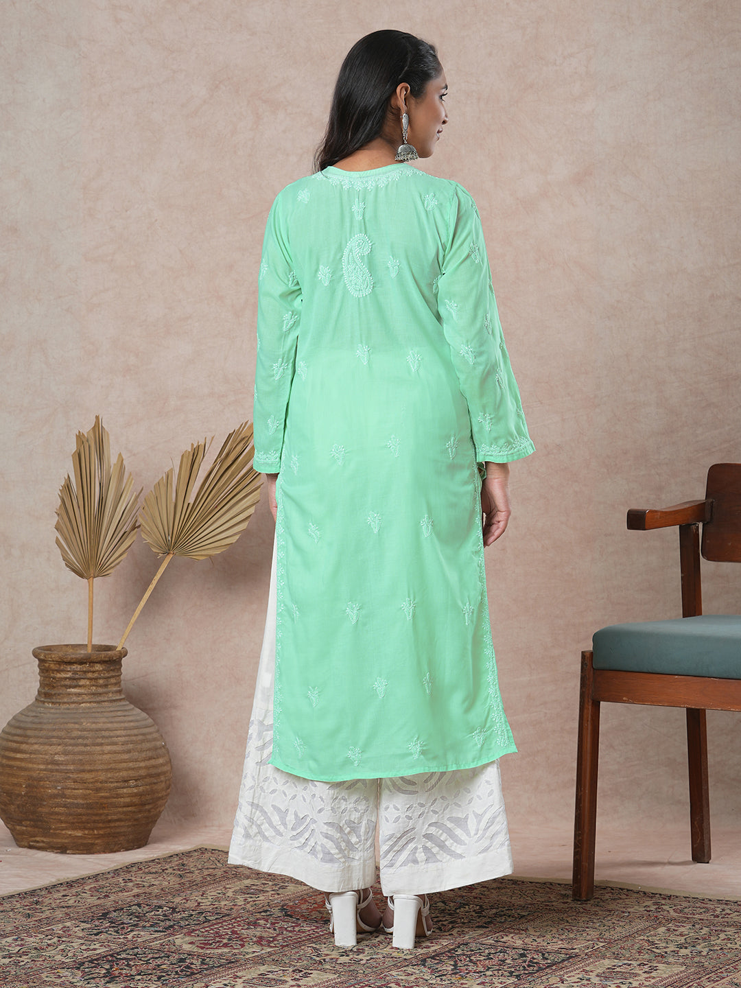 Hand Embroidered Lucknowi Chikankari Green & White Cotton Kurta