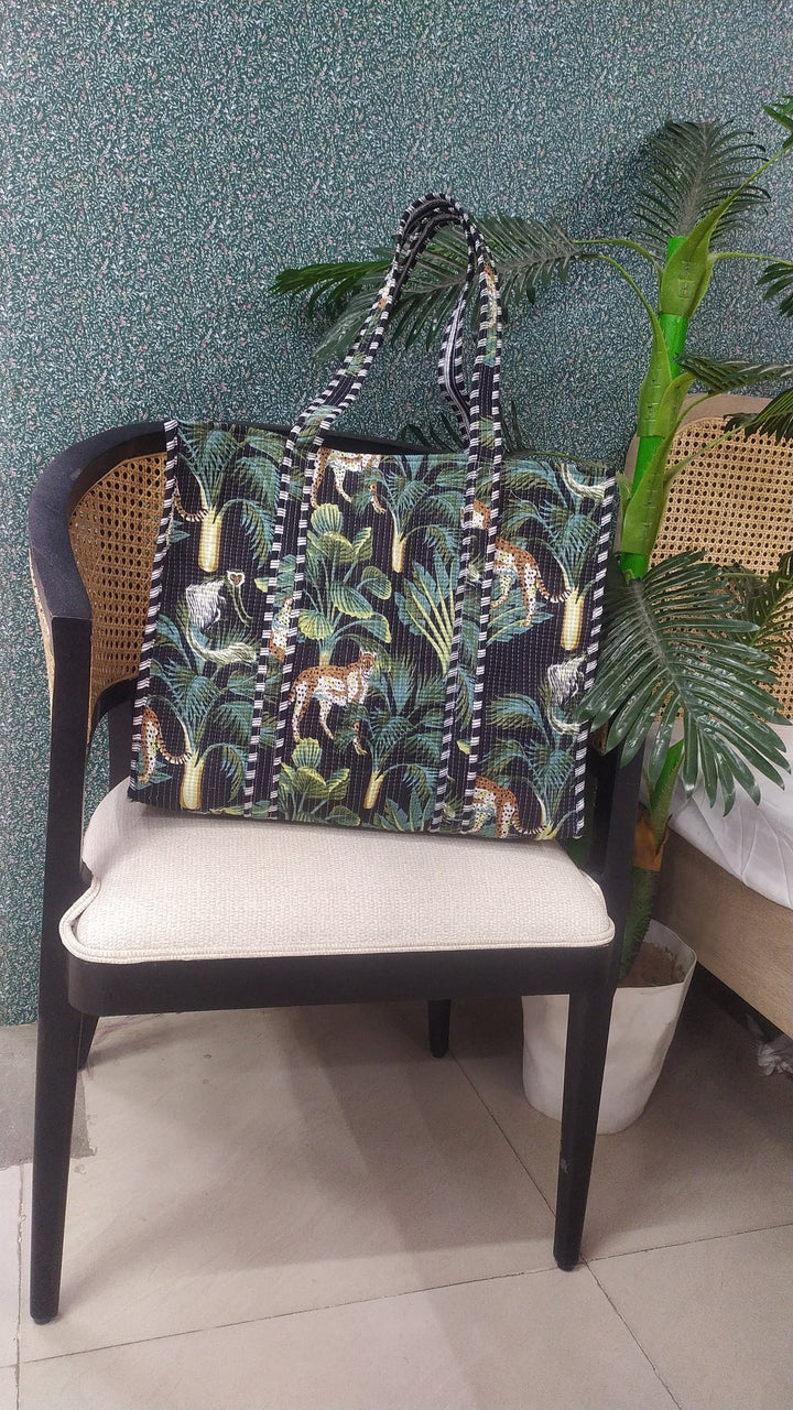 Black-Jute-Hand-Block-Printed-Tote-Bag-Without-Zip-Or-Button