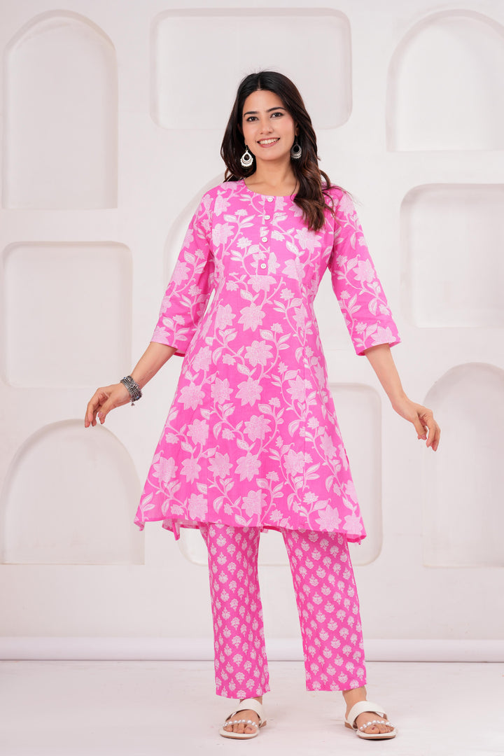 Pink FloralPrinted Maternity Kurta and Pant set