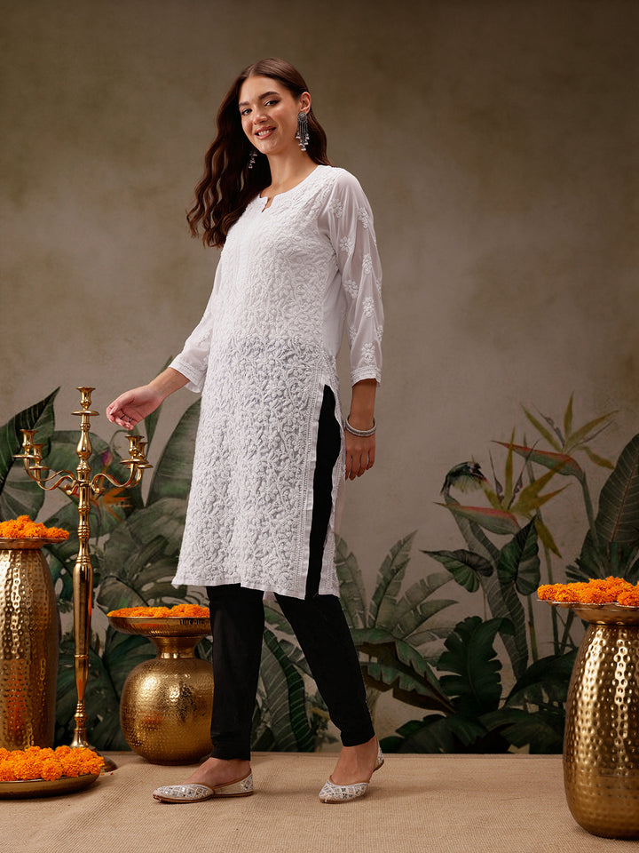 White Cotton Lucknowi Chikan Kurta