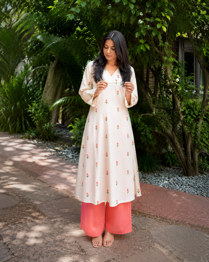 Women Floral Printed Kurta & Coral Palazzo Set
