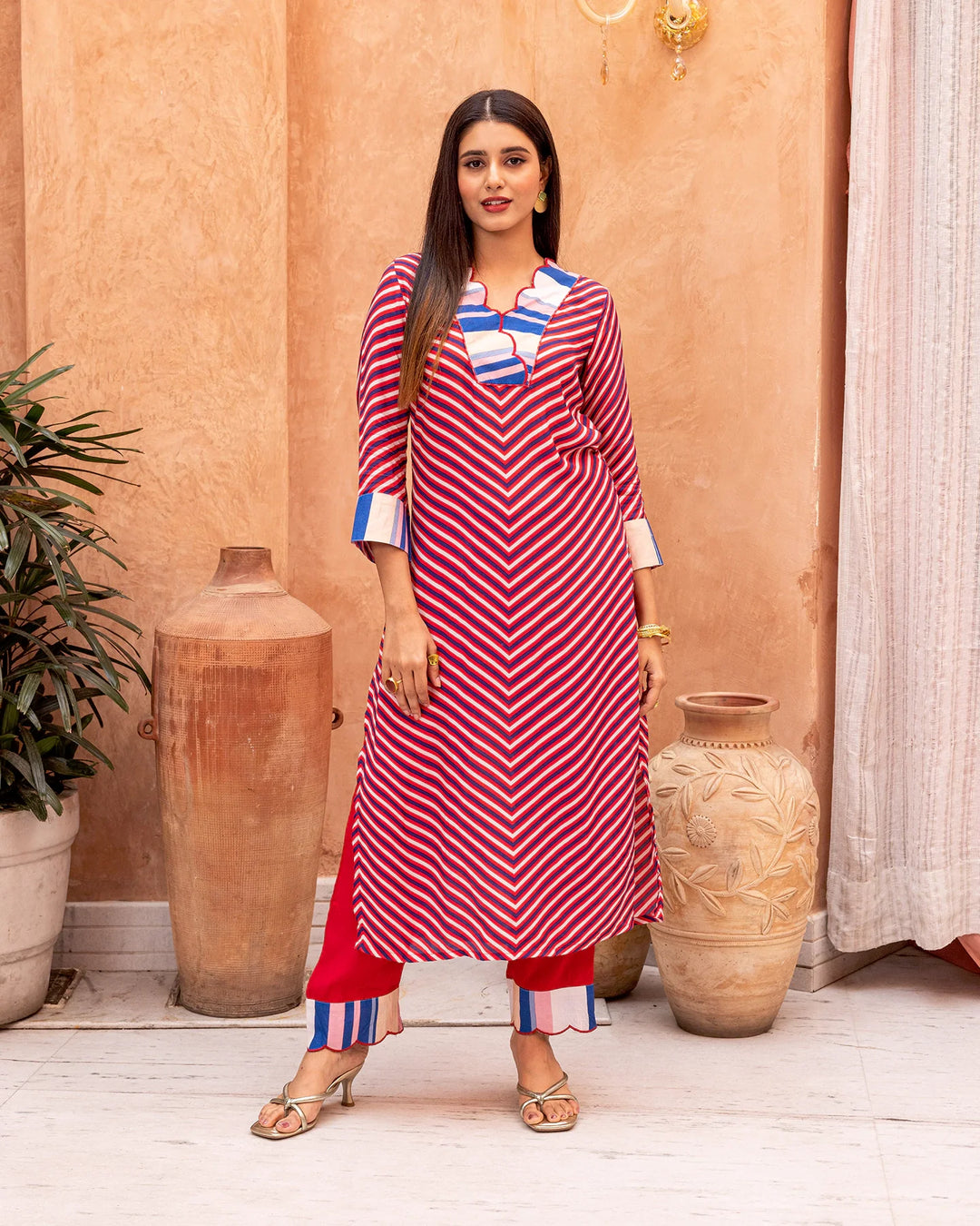 Red-Muslin-Stripes-&-Floral-2-Piece-Kurta-Set