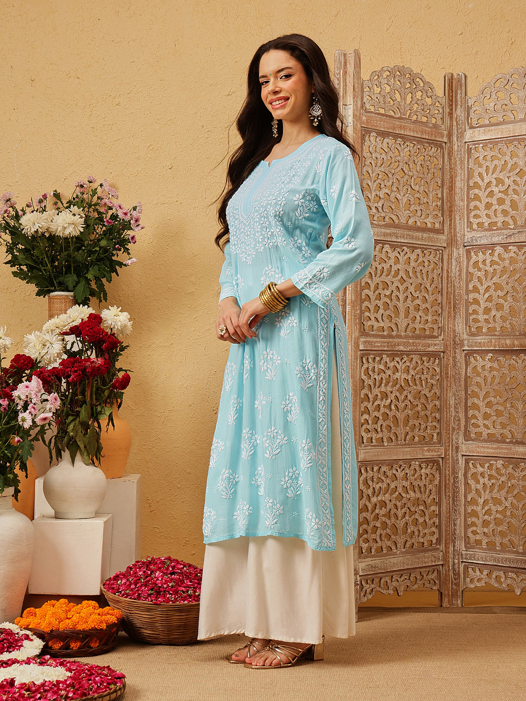 Hand Embroidered Lucknowi Chikankari Blue & White Modal Kurta