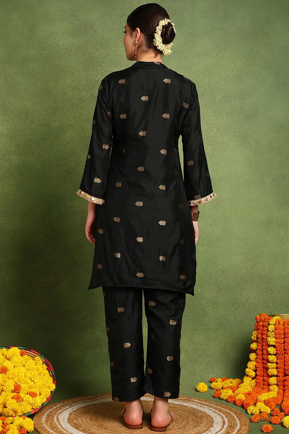 Black-Chanderi-Silk-Gold-Boota-Printed-2-Piece-Kurta-Set