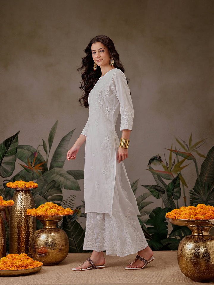 White Cotton Artisan Embroidered Chikankari Kurti