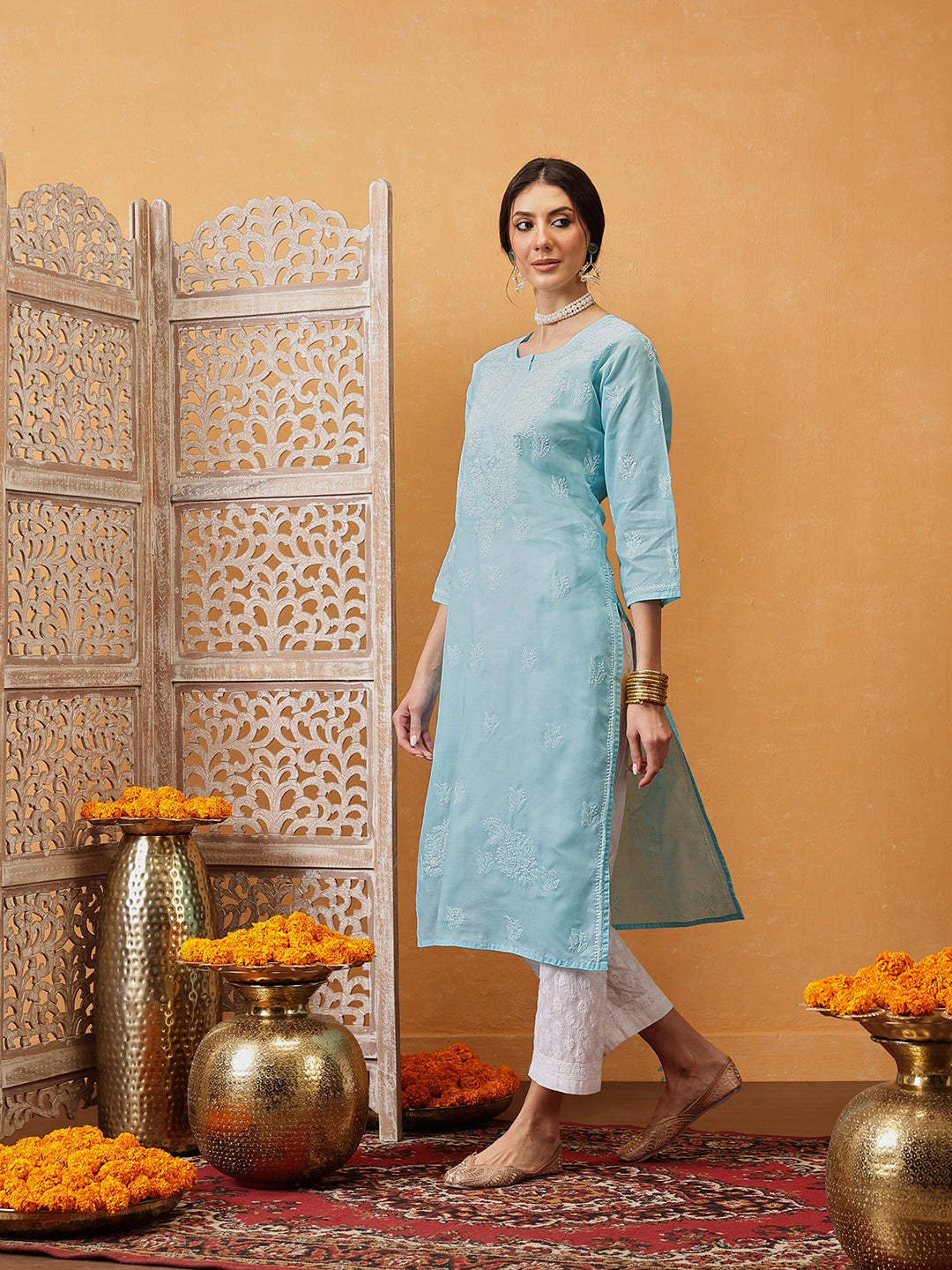 Blue Hand Embroidered Chikankari Kurta