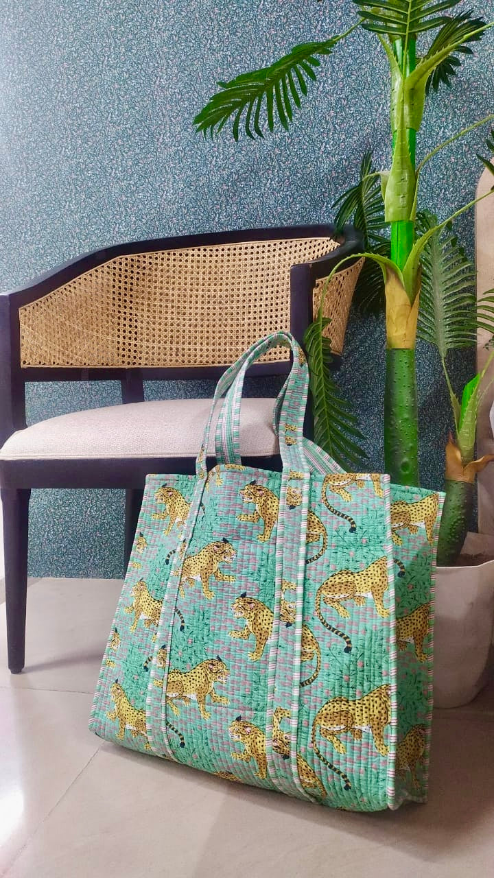 Sea-Green-Jute-Handblock-Print-Quilted-Tote-Bag-Without-Zip