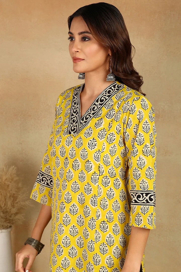 Yellow-Cotton-Hand-Block-Printed-Straight-Bagru-Kurta