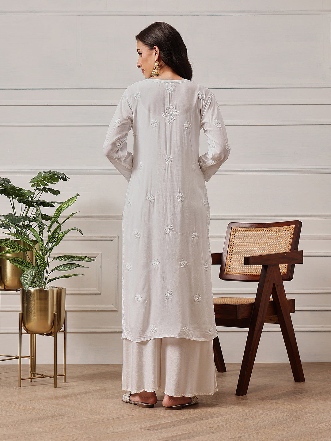 Hand Embroidered Lucknowi Chikankari  White Cotton Kurta