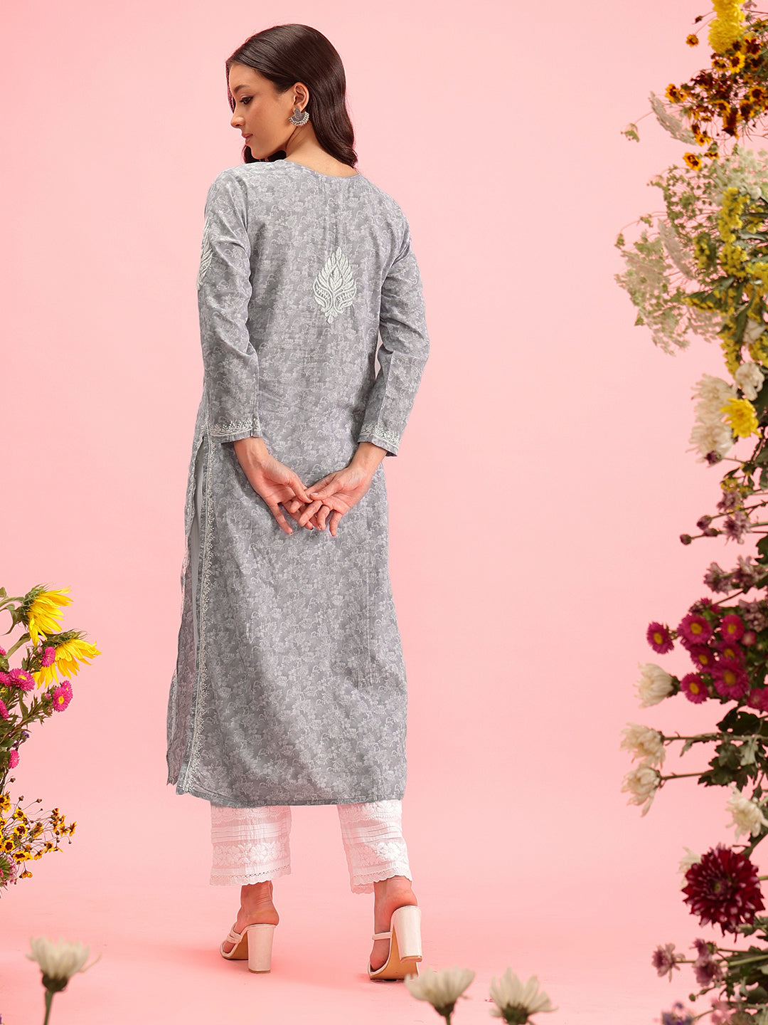 Grey-Cotton-Lucknow-Chikankari-Kurta