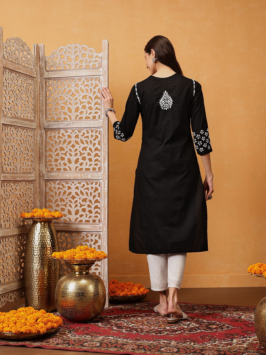 Hand Embroidered Lucknowi Chikankari Black Cotton Kurta