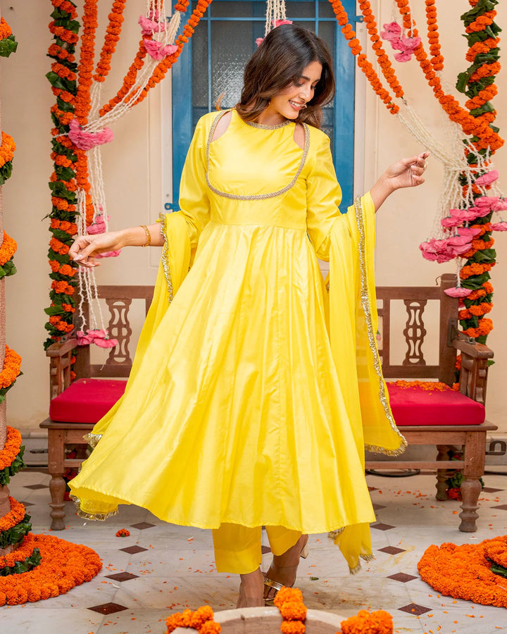 Yellow-Chanderi-Cut-Out-3-Piece-Kurta-Set