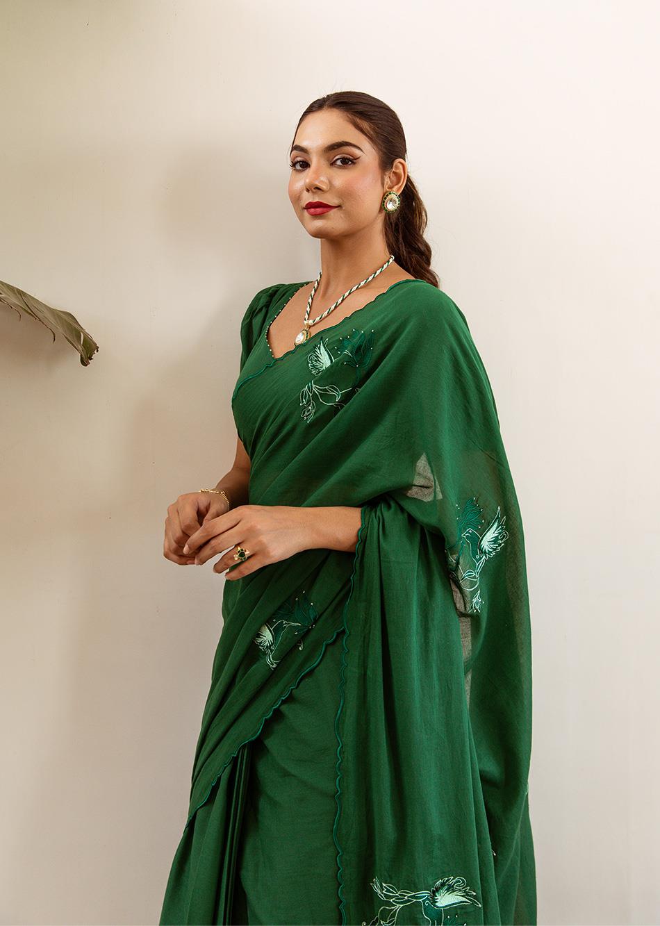 6-Yards-Of-Love-Emerald-Green-Mulmul-Embossed-Embroidered-Saree