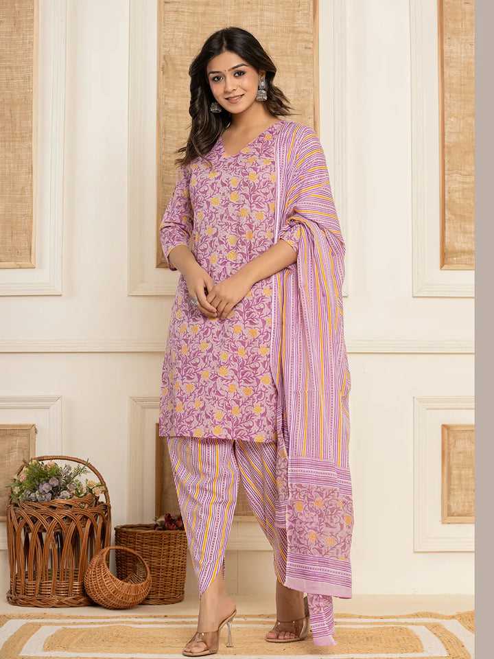 Lavander-Cotton-Floral-Print-Straight-Style-3-Piece-Kurta-Set