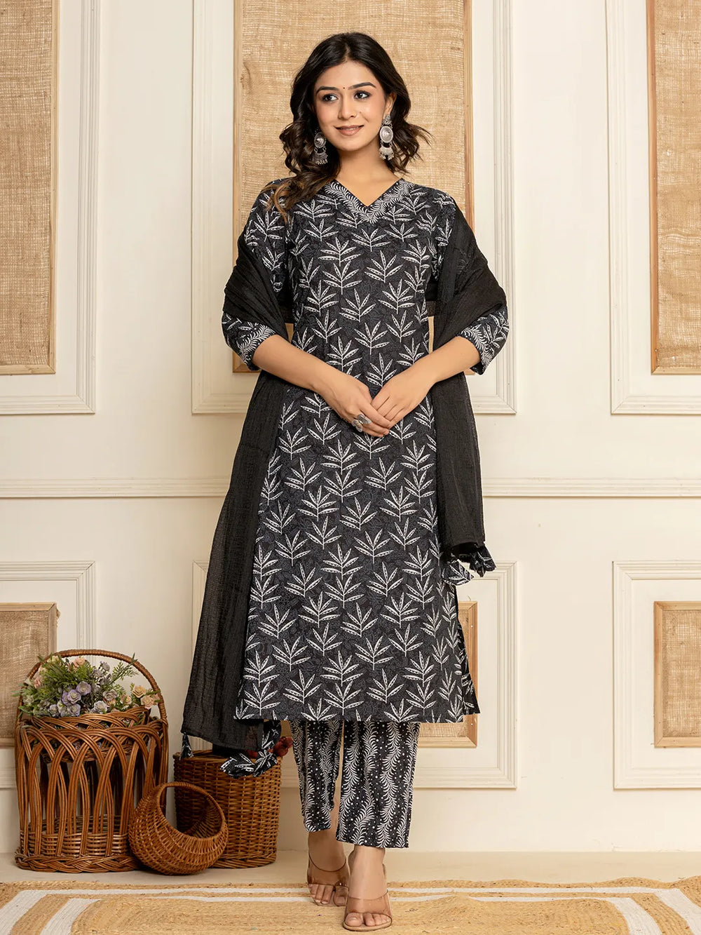 Black-Cotton-Floral-Print-Straight-3-Piece-Kurta-Set