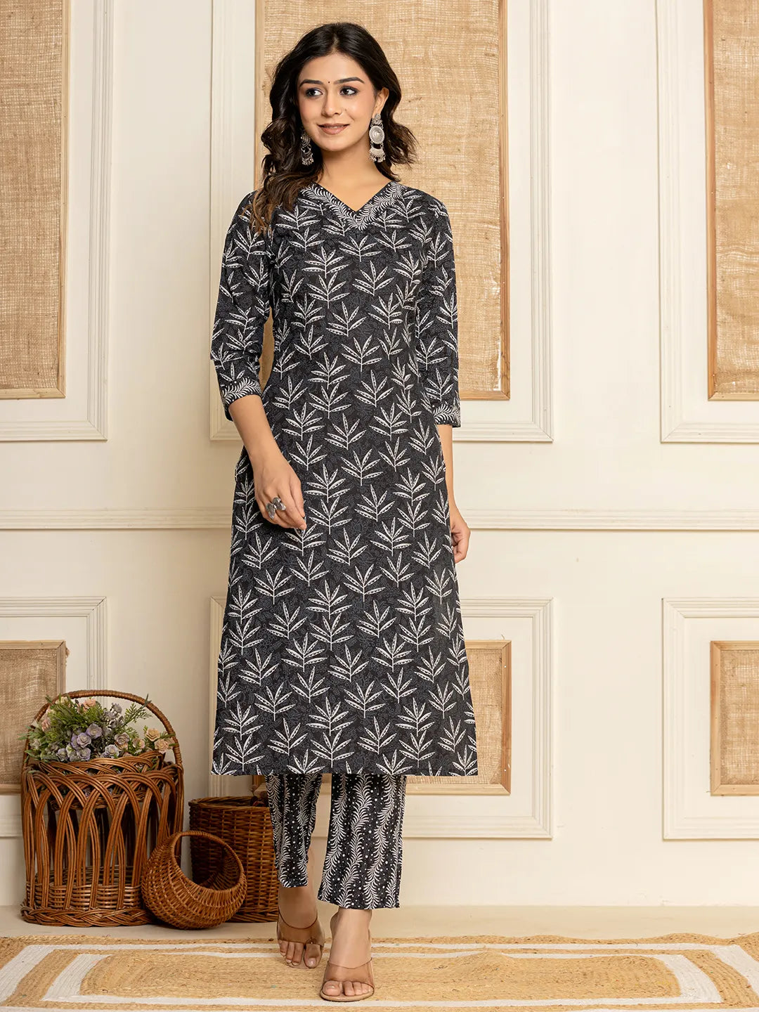 Black-Cotton-Floral-Print-Straight-3-Piece-Kurta-Set