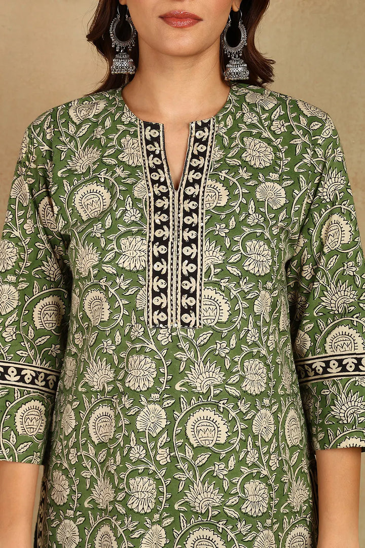 Green-&-Black-Cotton-Hand-Block-Print-Straight-Bagru-Kurta