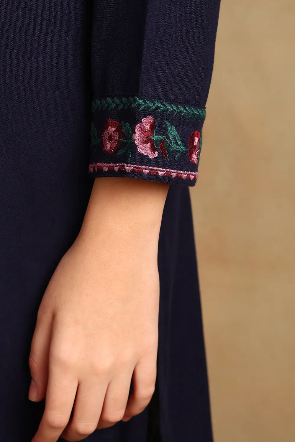 Navy-Blue-Embroidered-Flax-Linen-Kurta