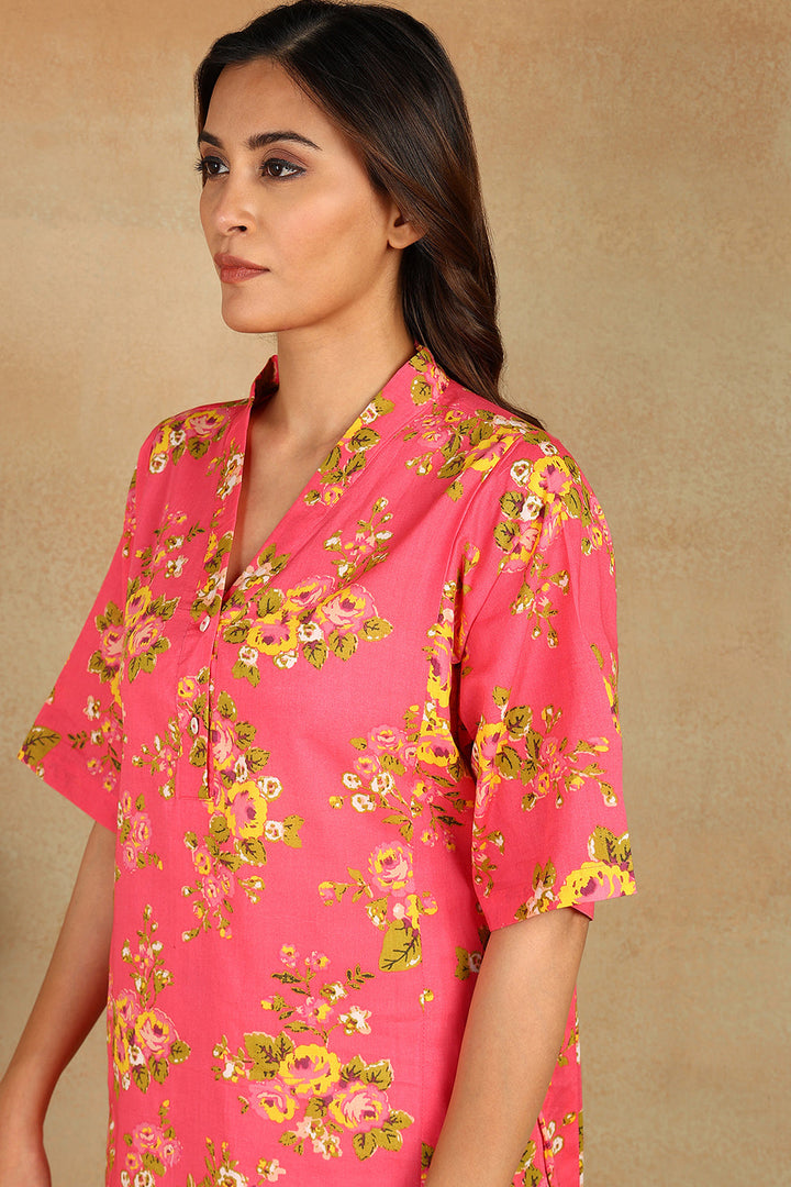 Crimson-Cotton-Floral-Motifs-Printed-Kaftan