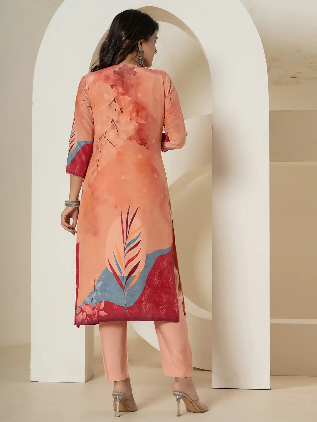 Peach-Pure-Crepe-Placement-Print-3-Piece-Kurta-Set