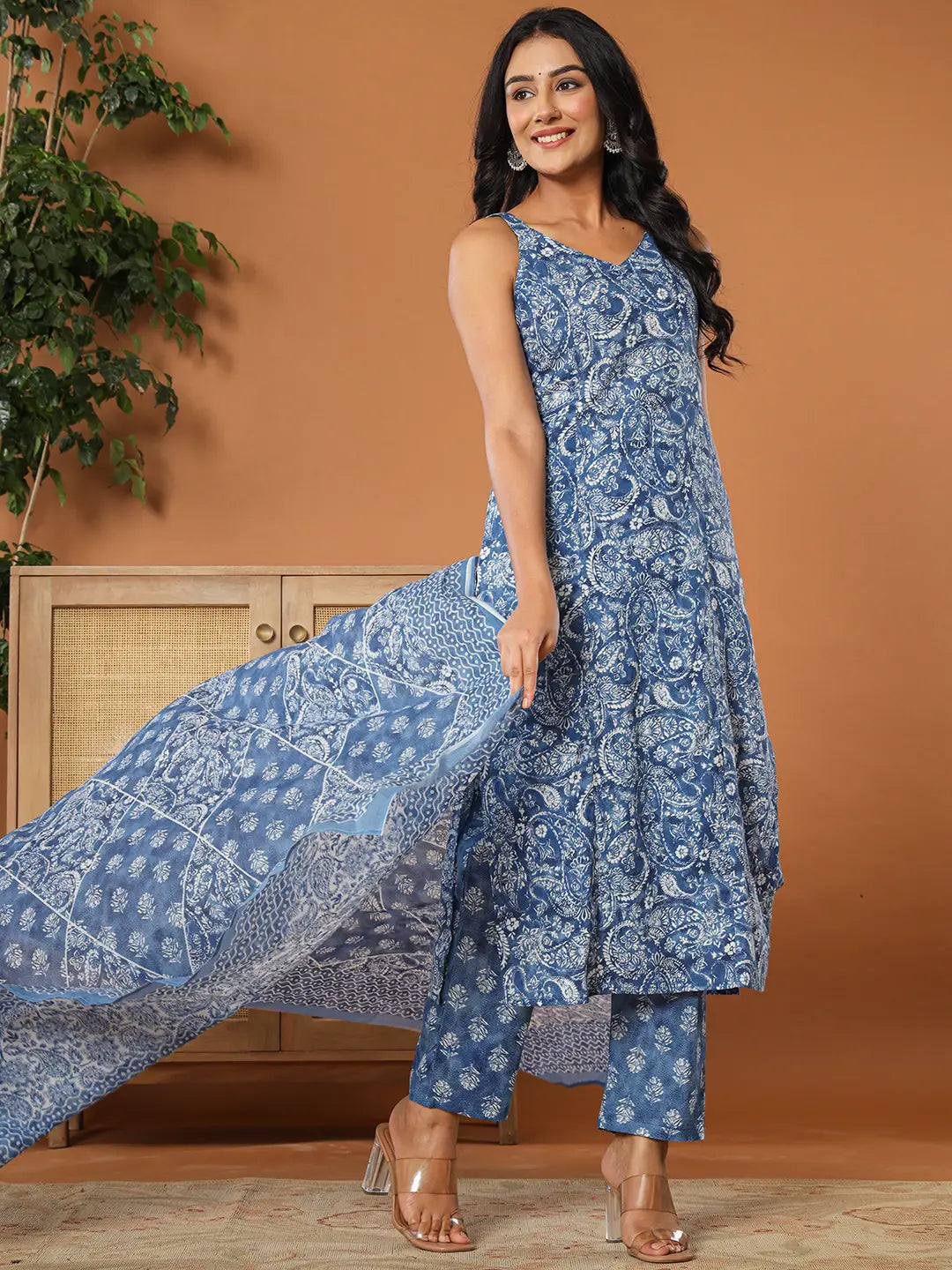 Blue-Cotton-Floral-Printed-Strappy-3-Piece-Kurta-Set