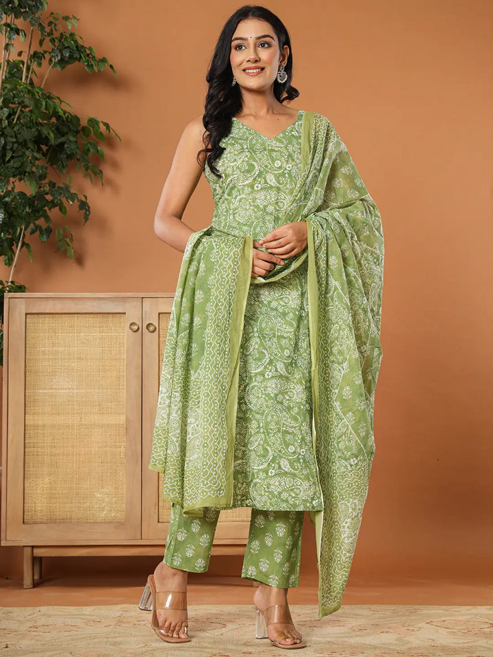 Green-Cotton-Floral-Printed-Strappy-3-Piece-Kurta-Set