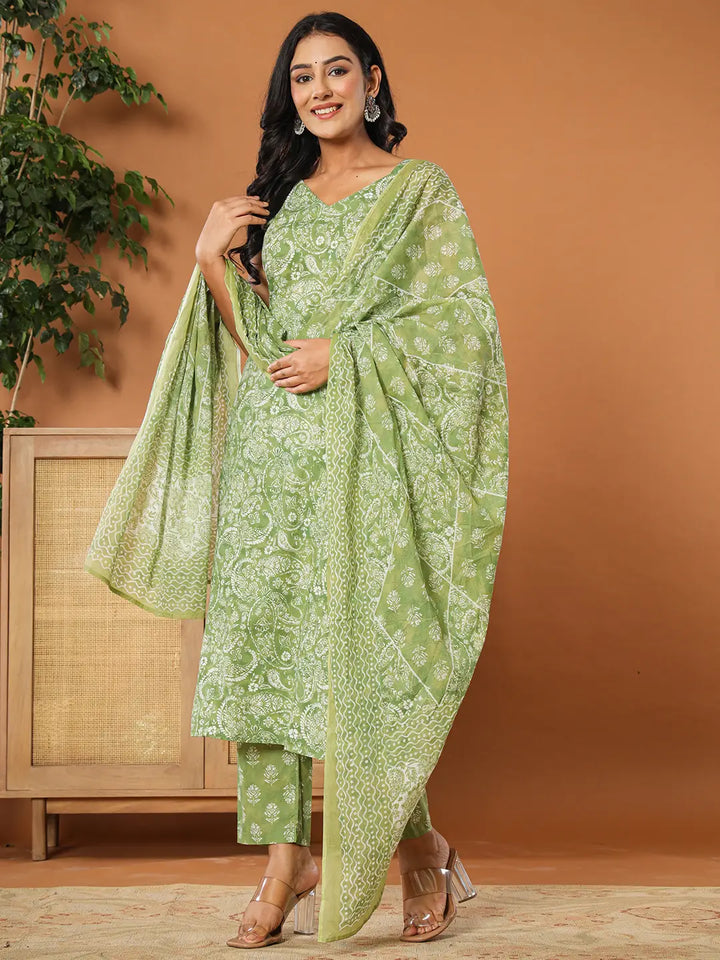 Green-Cotton-Floral-Printed-Strappy-3-Piece-Kurta-Set