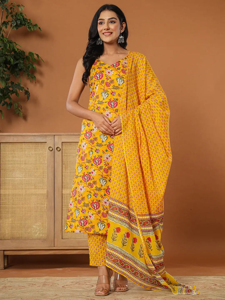 Mustard-Cotton-Sleeveless-3-Piece-Kurta-Set