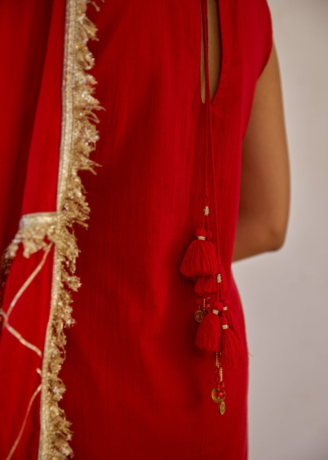 Kumkum-Red-Mulmul-Halter-Key-Hole-Straight-Kurta-Set