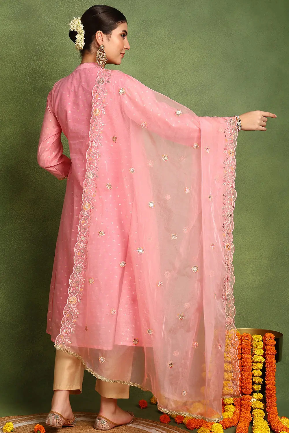 Pink-Organza-Embroidery-Scalloped-Dupatta