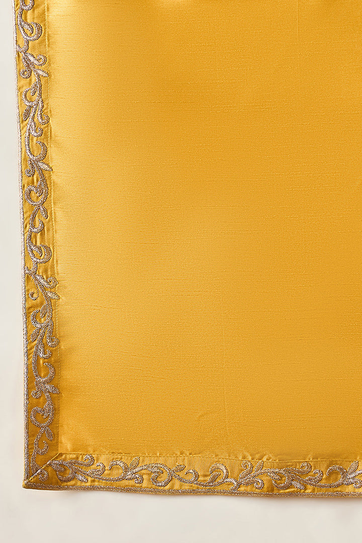 Mens Yellow Silk Blend Solid Embroidered Kurta With Dupatta