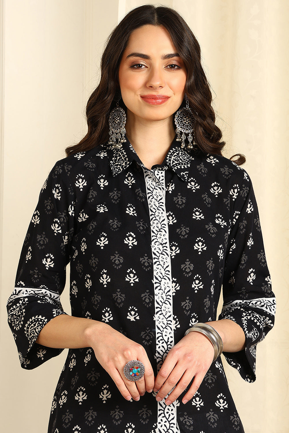 Black-&-White-Cotton-Straight-Bagru-Kurta