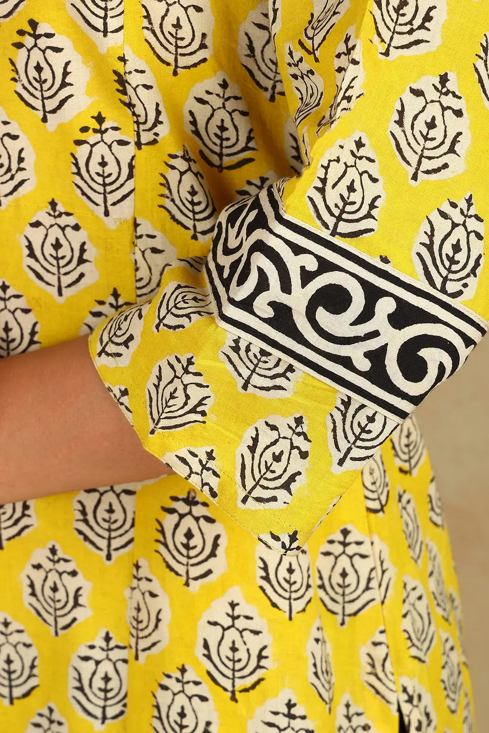 Yellow-Cotton-Hand-Block-Printed-Straight-Bagru-Kurta