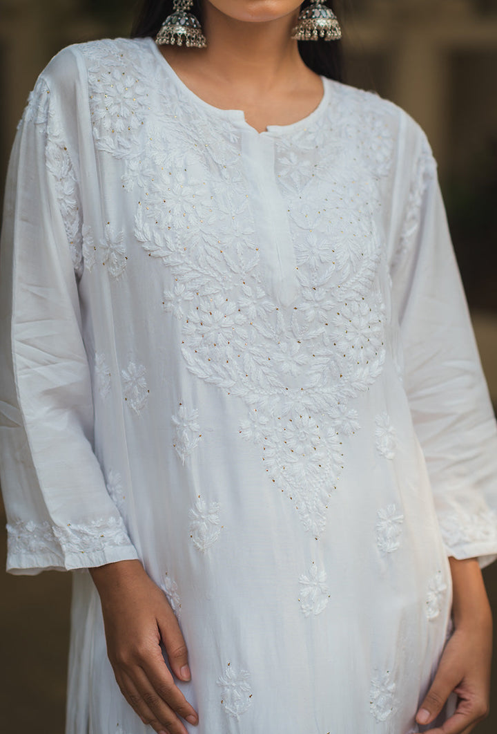 Rosy-White-Muslin-Chikankari-Mukaish-kurta