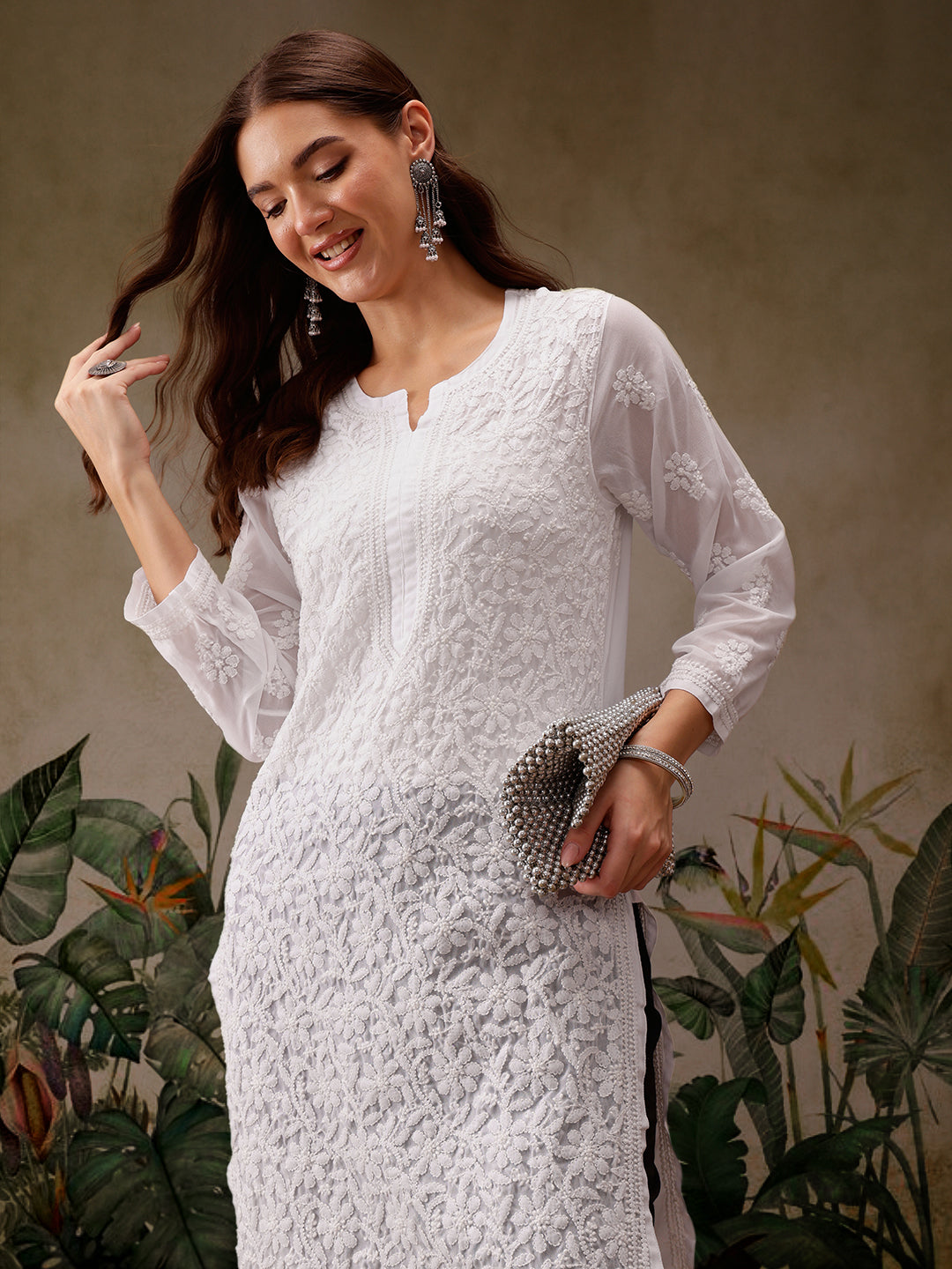 White Cotton Lucknowi Chikan Kurta