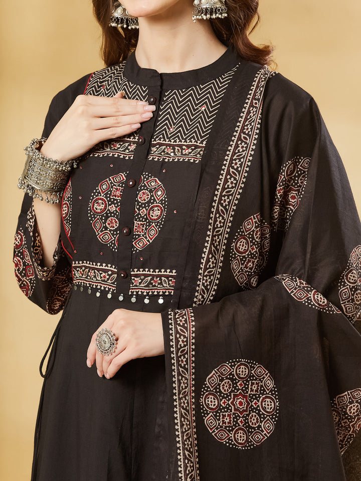 Black Floral Print Cotton Anarkali Kurta Sets With Dupatta