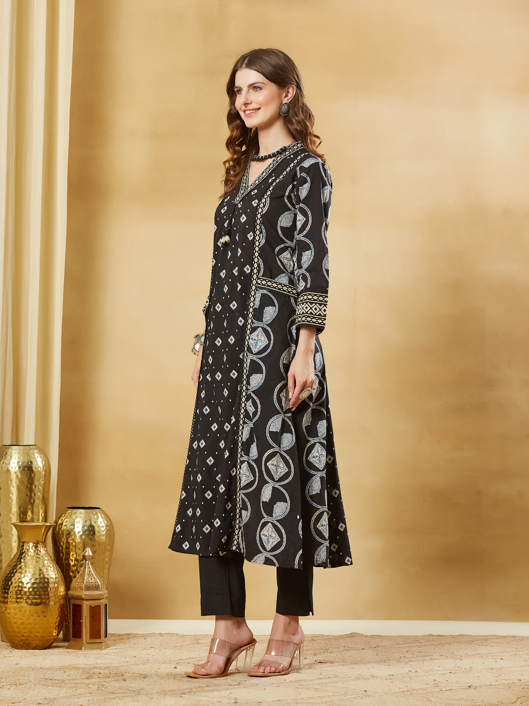 Black Floral Print Cotton A-Line Kurta Sets With Dupatta