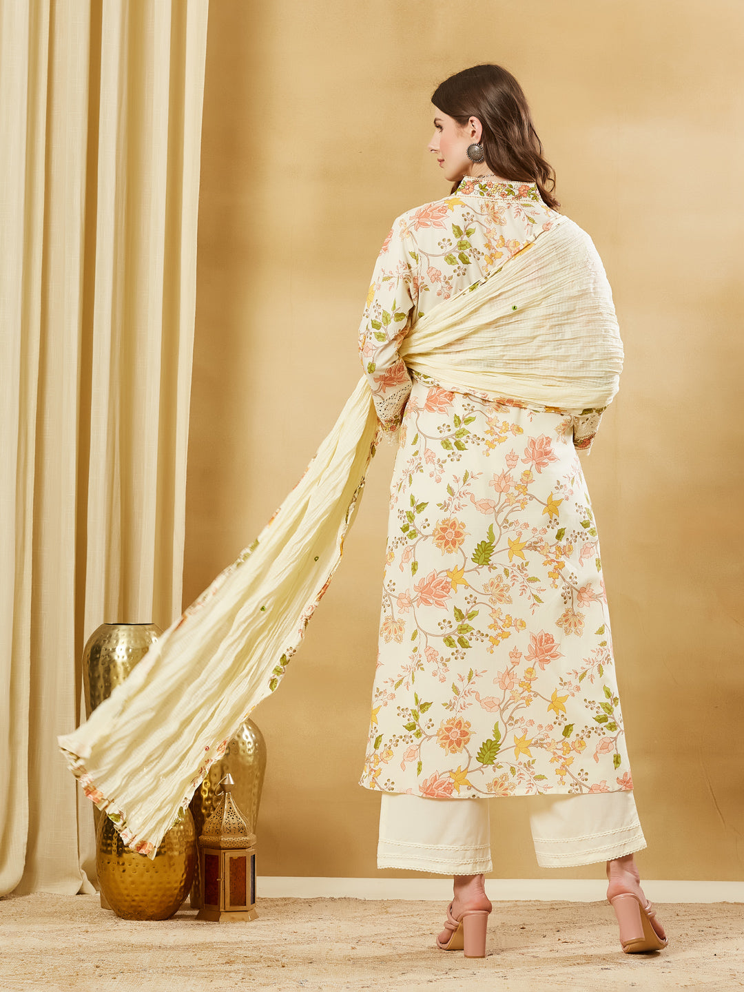 White Cotton Kurta Pant Set With Dupatta