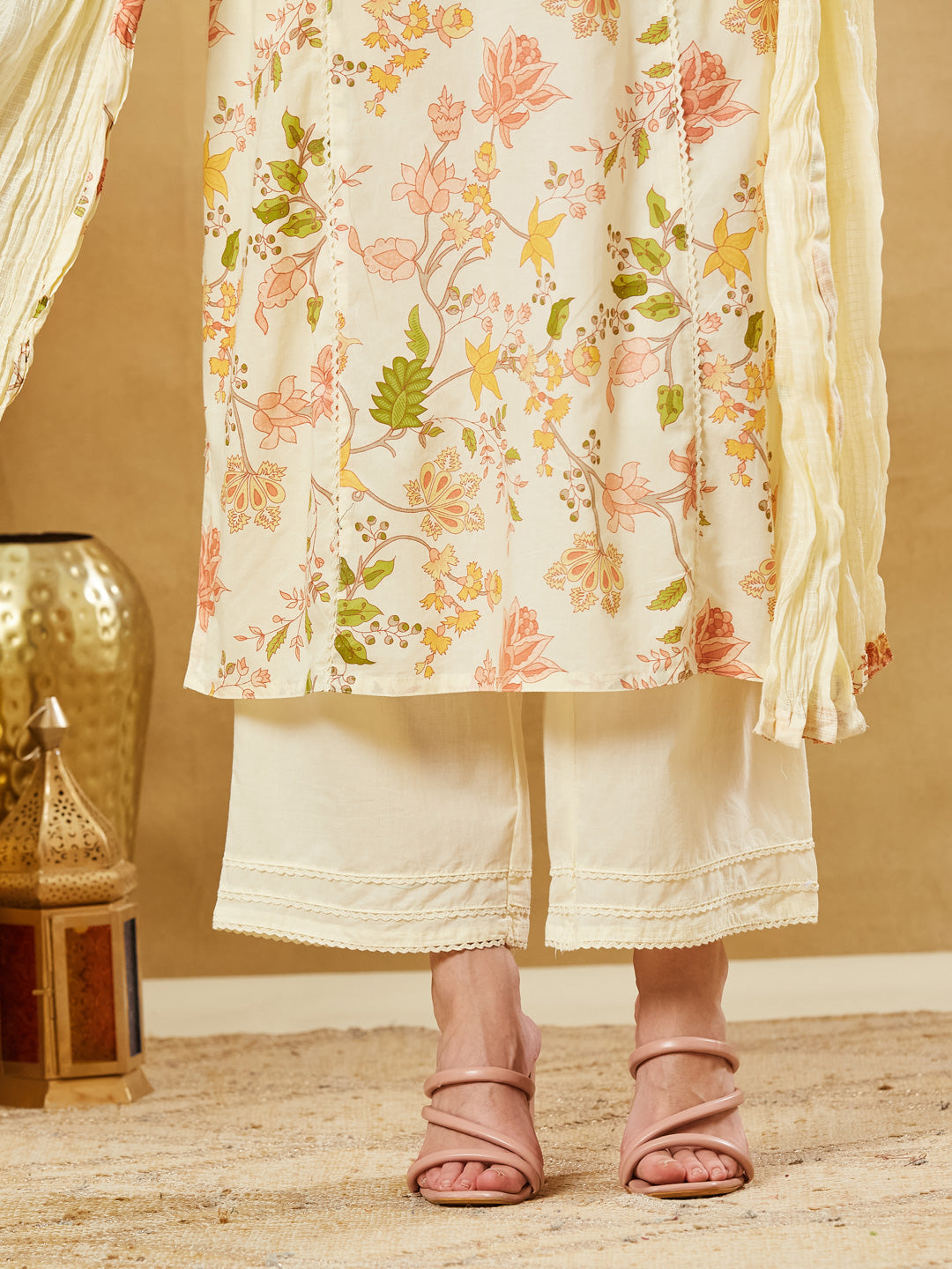 White Cotton Kurta Pant Set With Dupatta