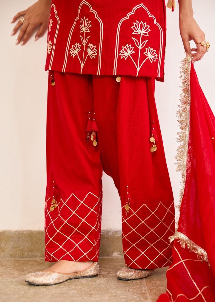 Kumkum-Red-Mulmul-Strappy-Kurta-With-Farshi-Shalwar-Set