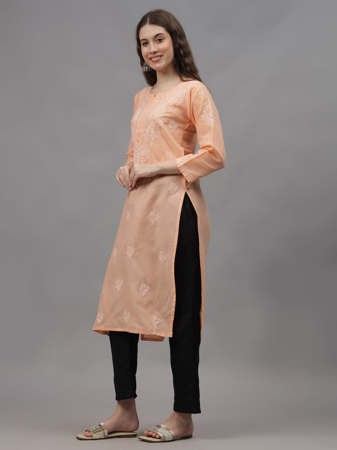 Apricot-Peach-Cotton-Embroidered-Chikankari-Kurta