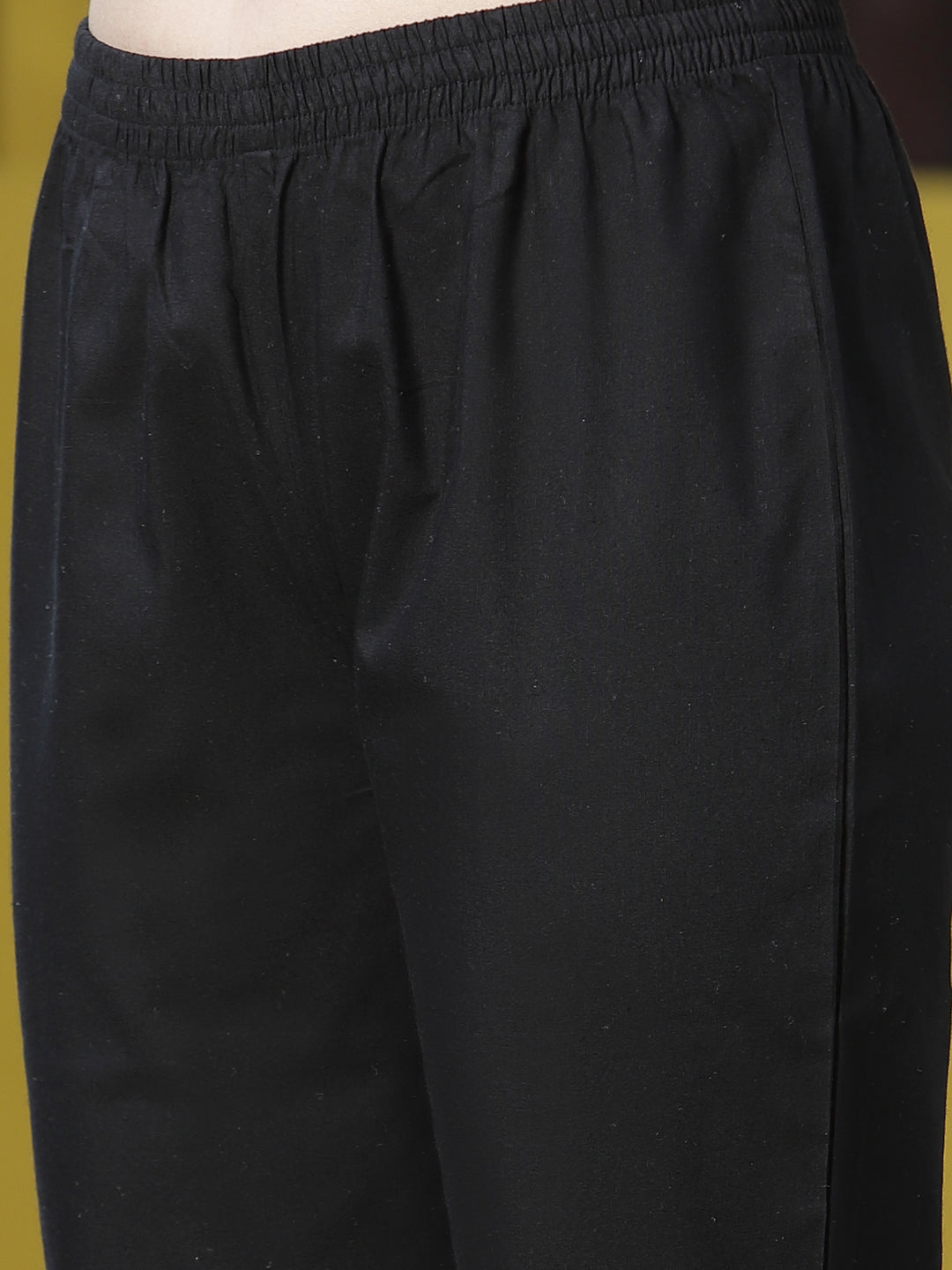 Black-Solid-Cotton-Blend-Straight-3-Piece-Kurta-Set