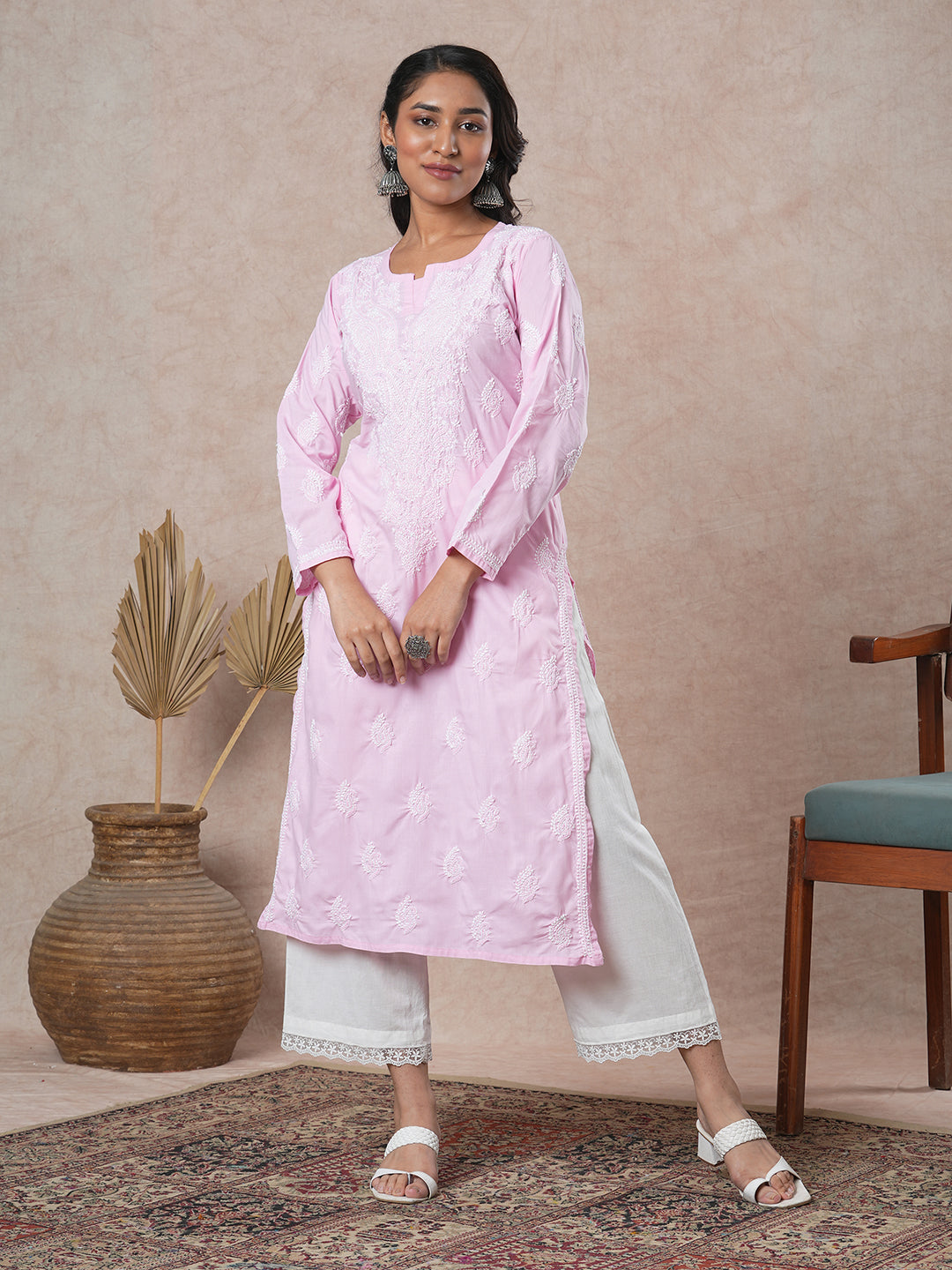 Baby-Pink-Cotton-Embroidered-Chikankari-Kurta