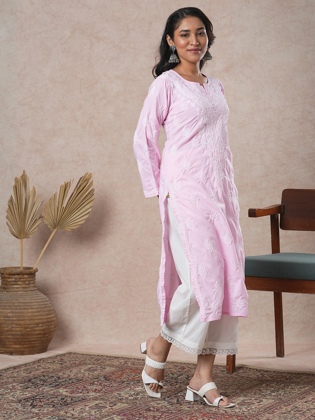 Baby-Pink-Cotton-Embroidered-Chikankari-Kurta