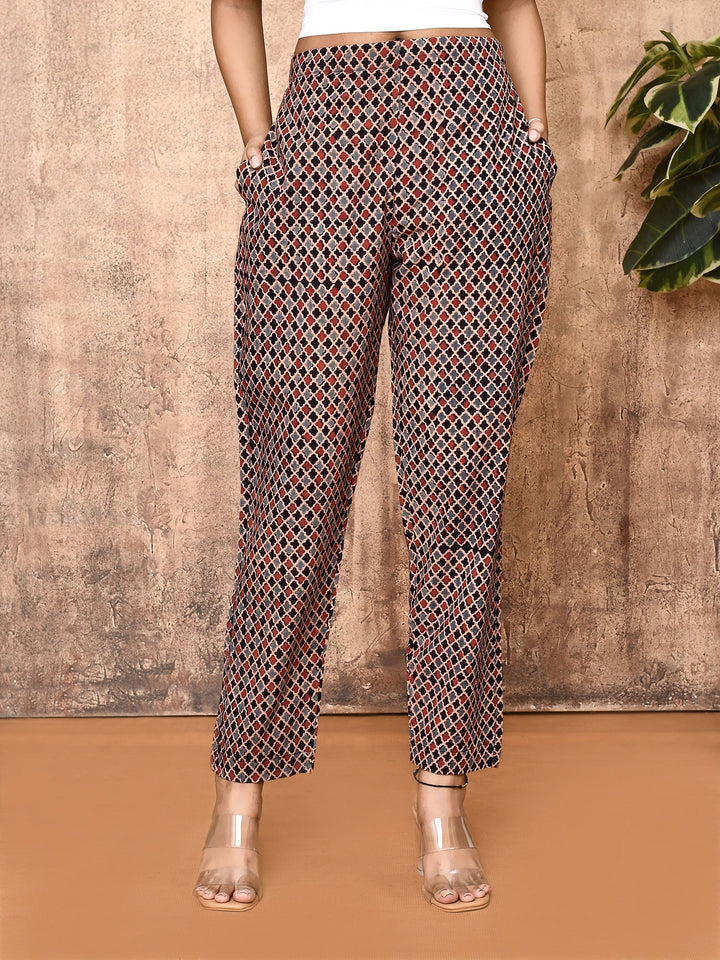 ZERESOUQ-Bani-Black-Ajrakh-Cotton-Hand-Printed-Pant