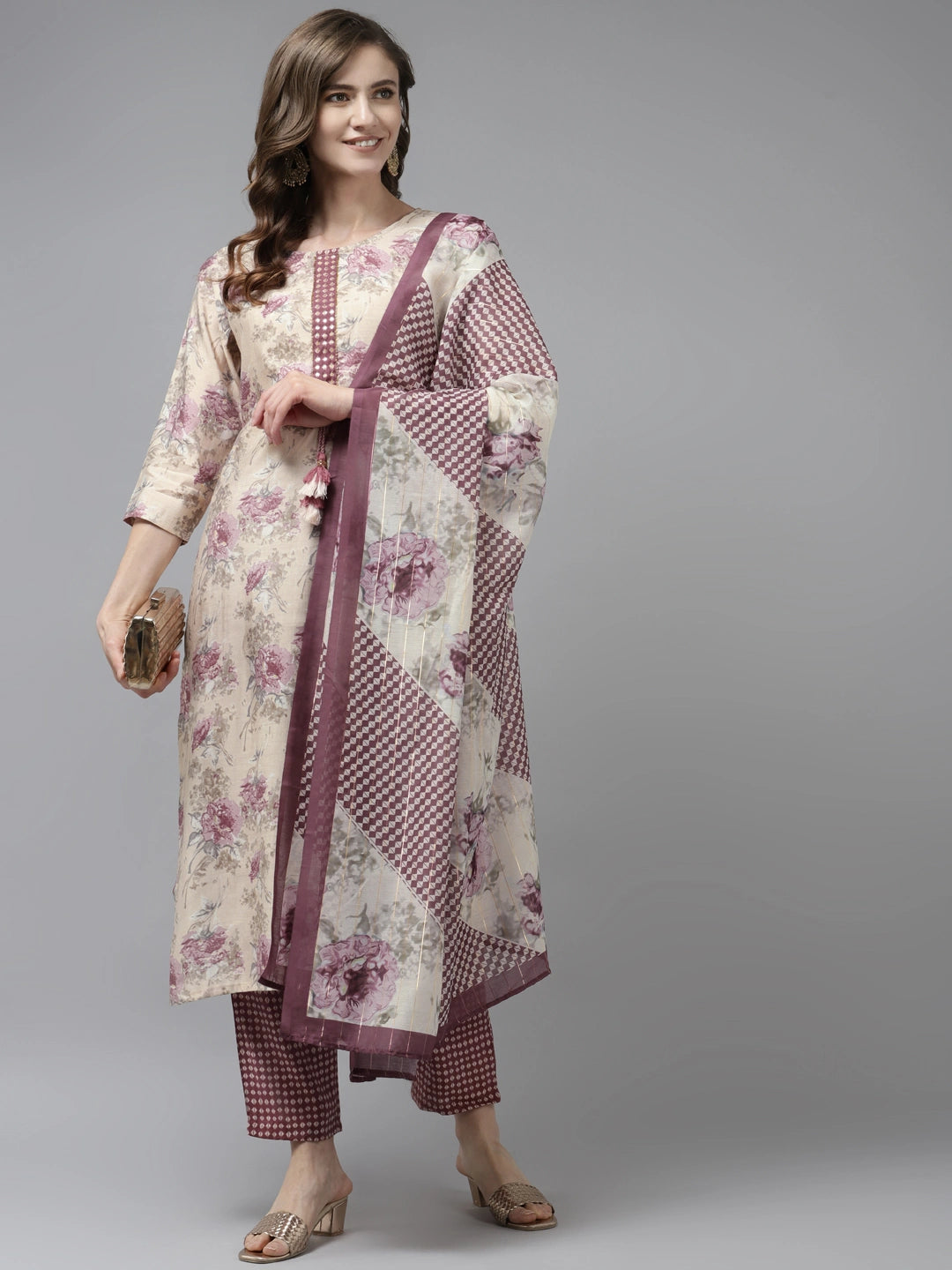 Beige-&-Burgundy-Muslin-Printed-3-Piece-Kurta-Set